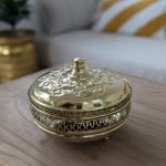 Bonbonnière en cuivre doré