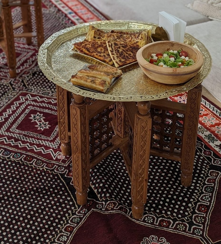 Siniya table en cuivre de Constantine