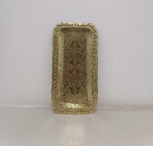 Plateau rectangle  en cuivre ciselé