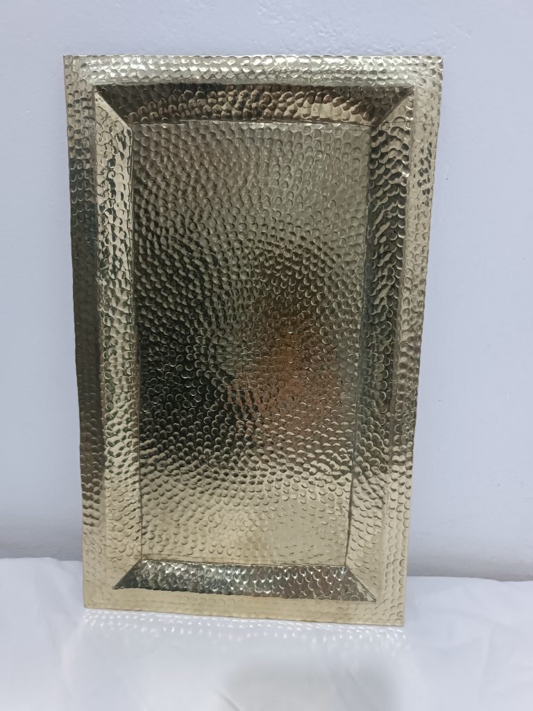 Plateau  en cuivre rectangle martelé