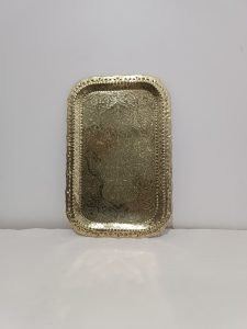 plateau ciselé en cuivre