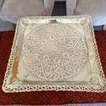 Siniya en cuivre carrée