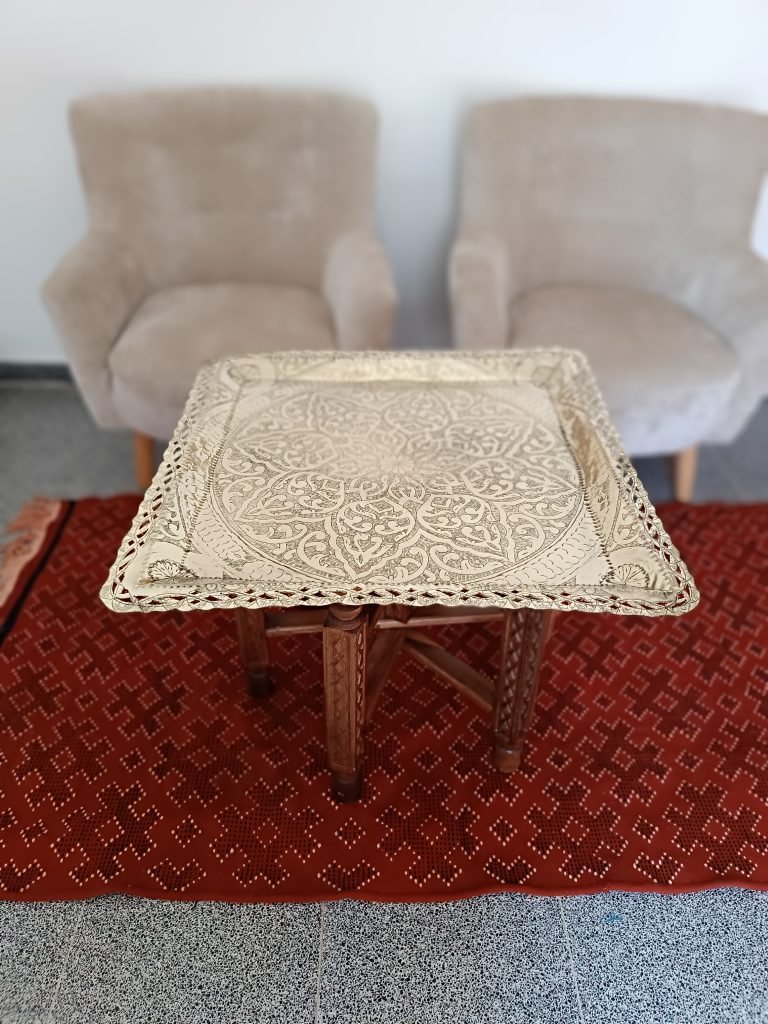 Siniya en cuivre carrée